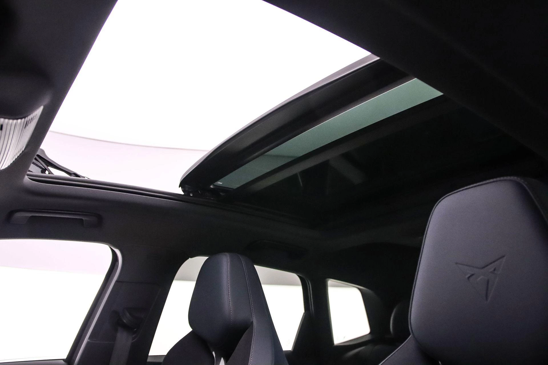 Hoofdafbeelding CUPRA Terramar