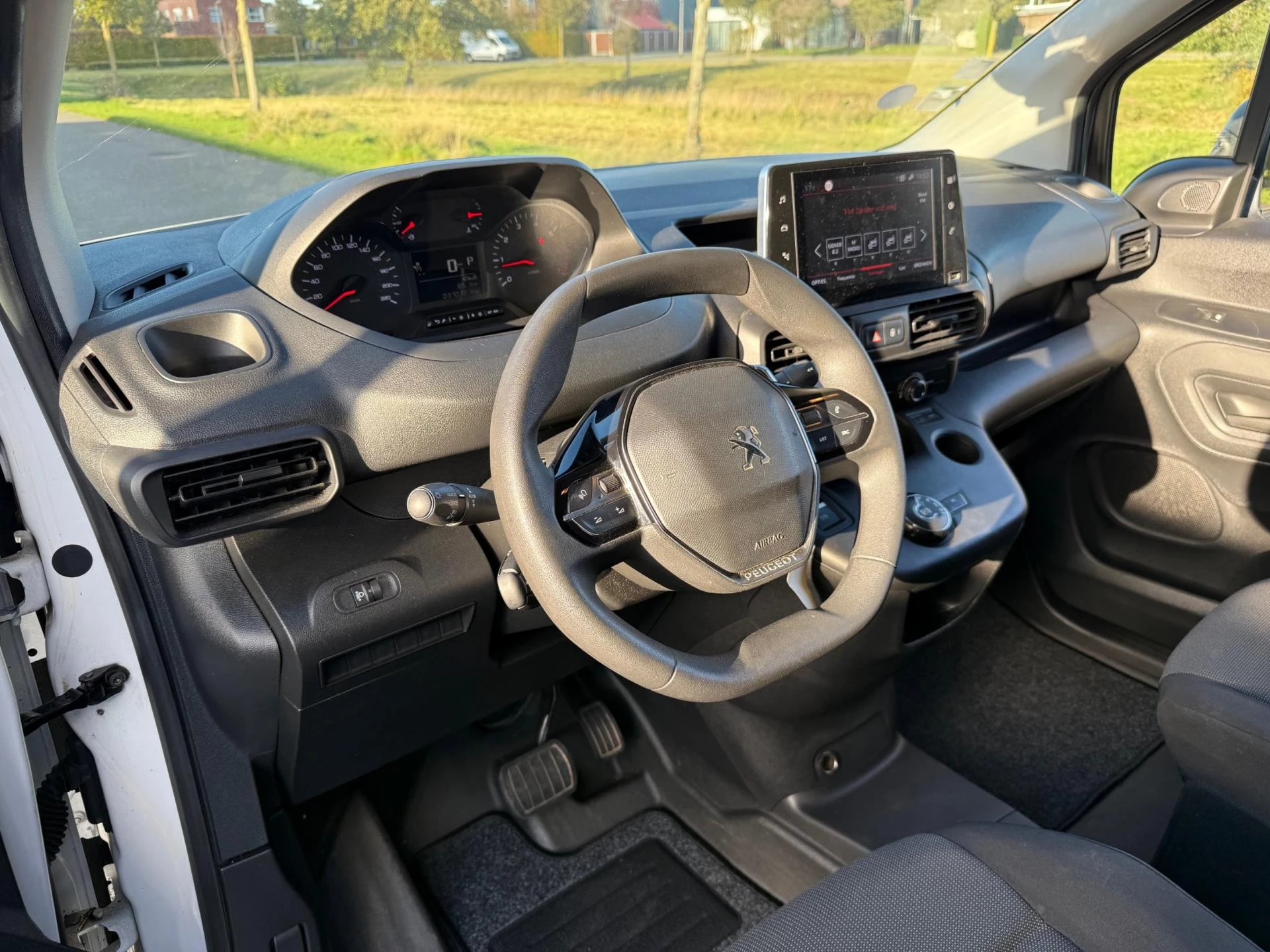 Hoofdafbeelding Peugeot Partner