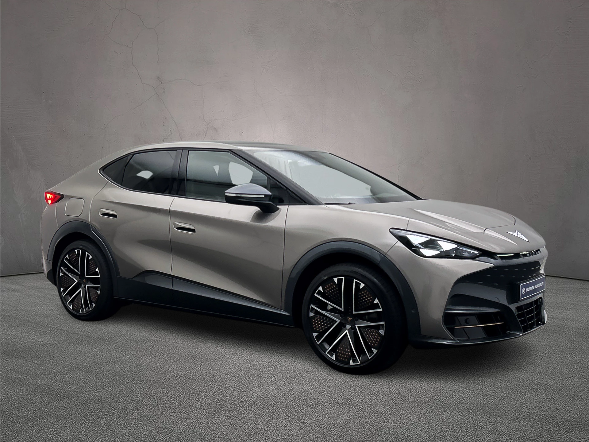 Hoofdafbeelding CUPRA Tavascan