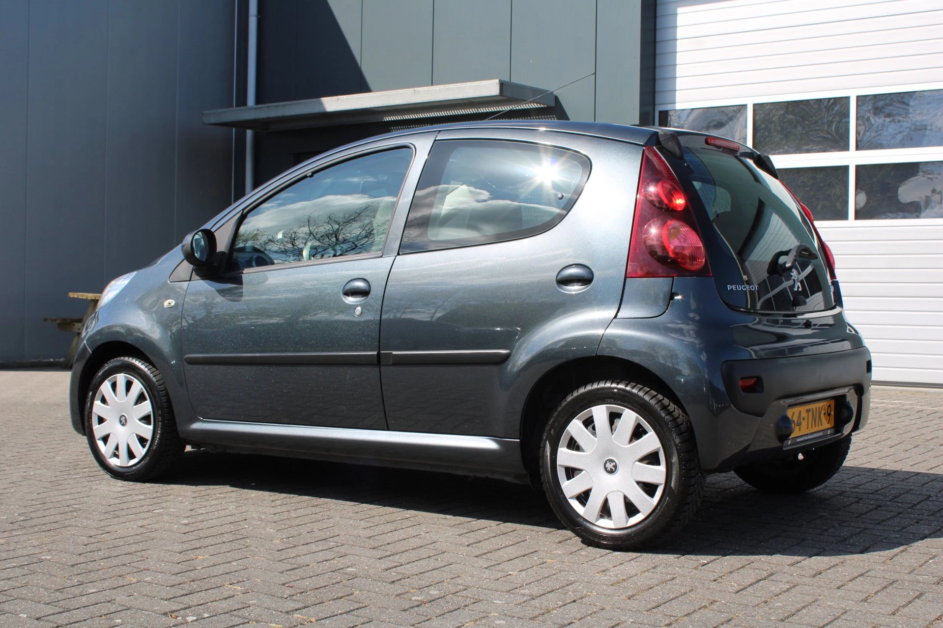 Hoofdafbeelding Peugeot 107