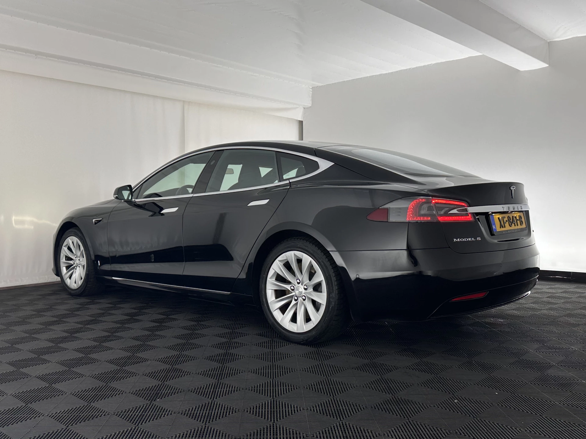 Hoofdafbeelding Tesla Model S