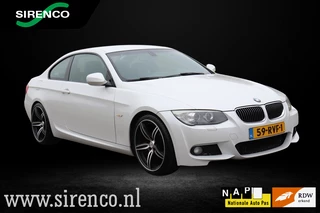 BMW 320i Coupé  |M-Pakket binnen en buiten | //M | climate & cruise control | parelmoer wit | bluetooth | navigatie |