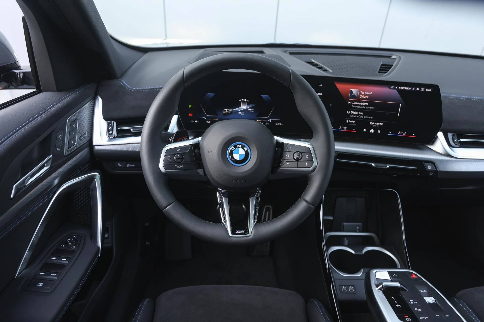 Hoofdafbeelding BMW iX2