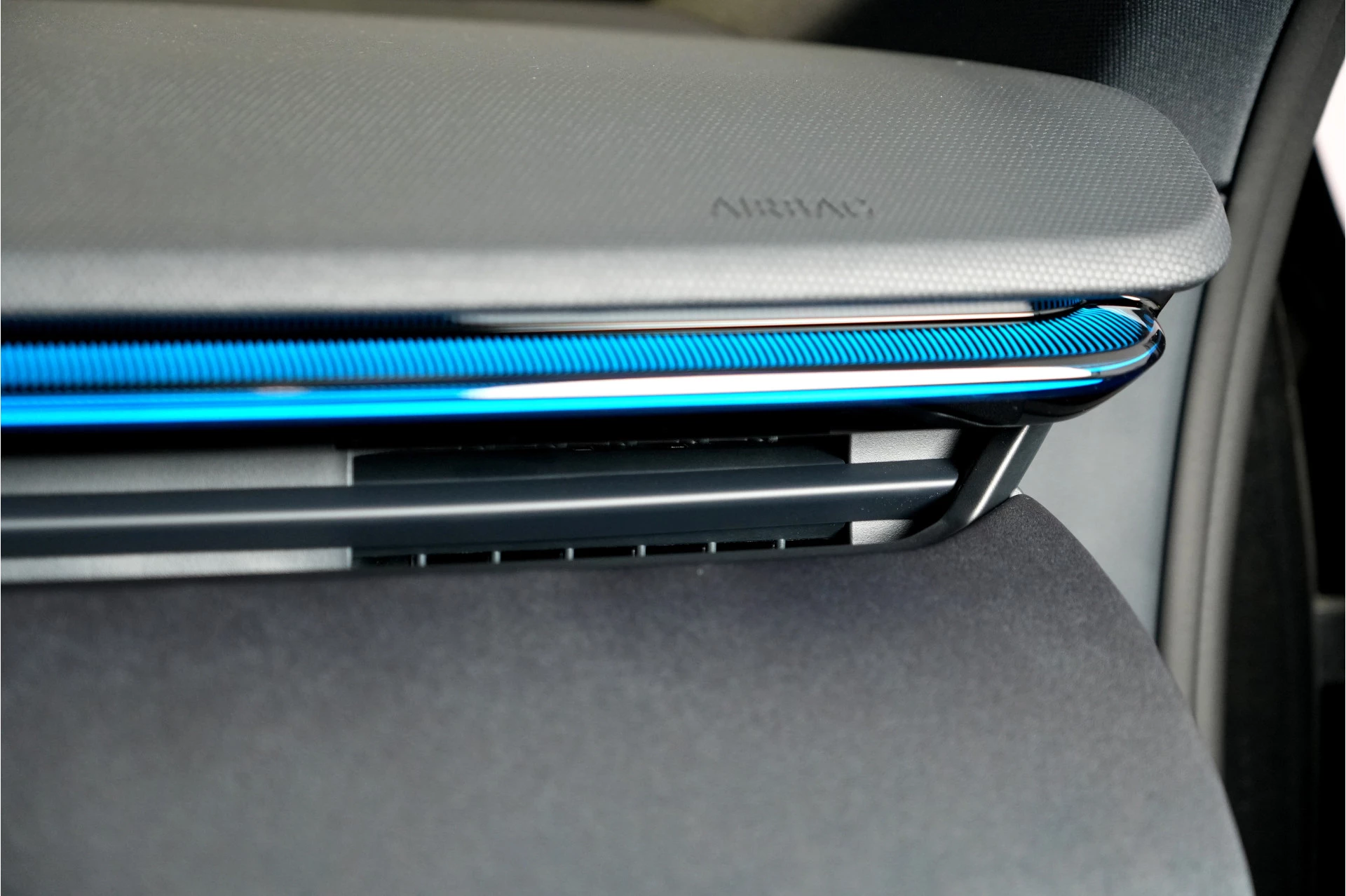 Hoofdafbeelding Lynk & Co 08