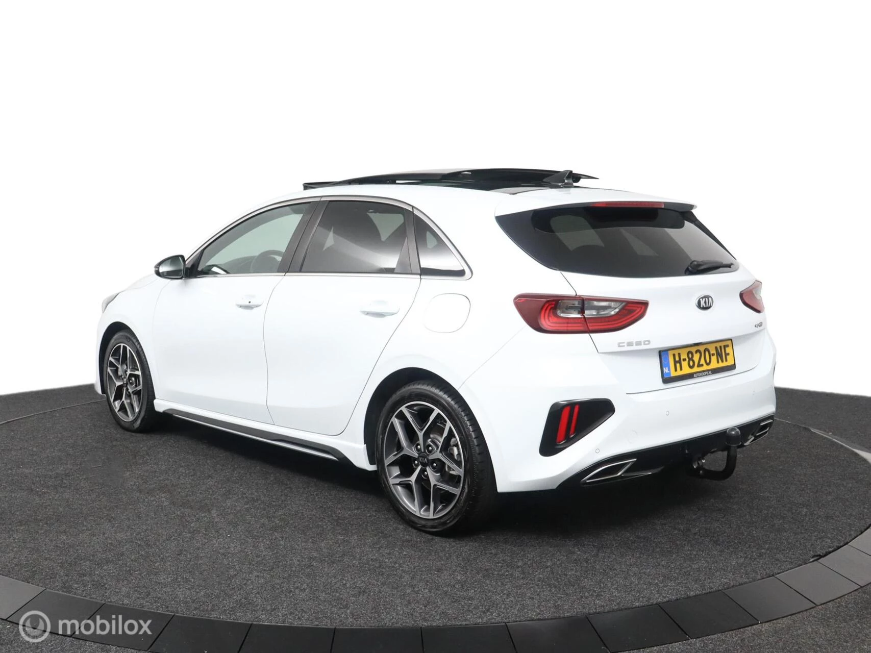 Hoofdafbeelding Kia Ceed