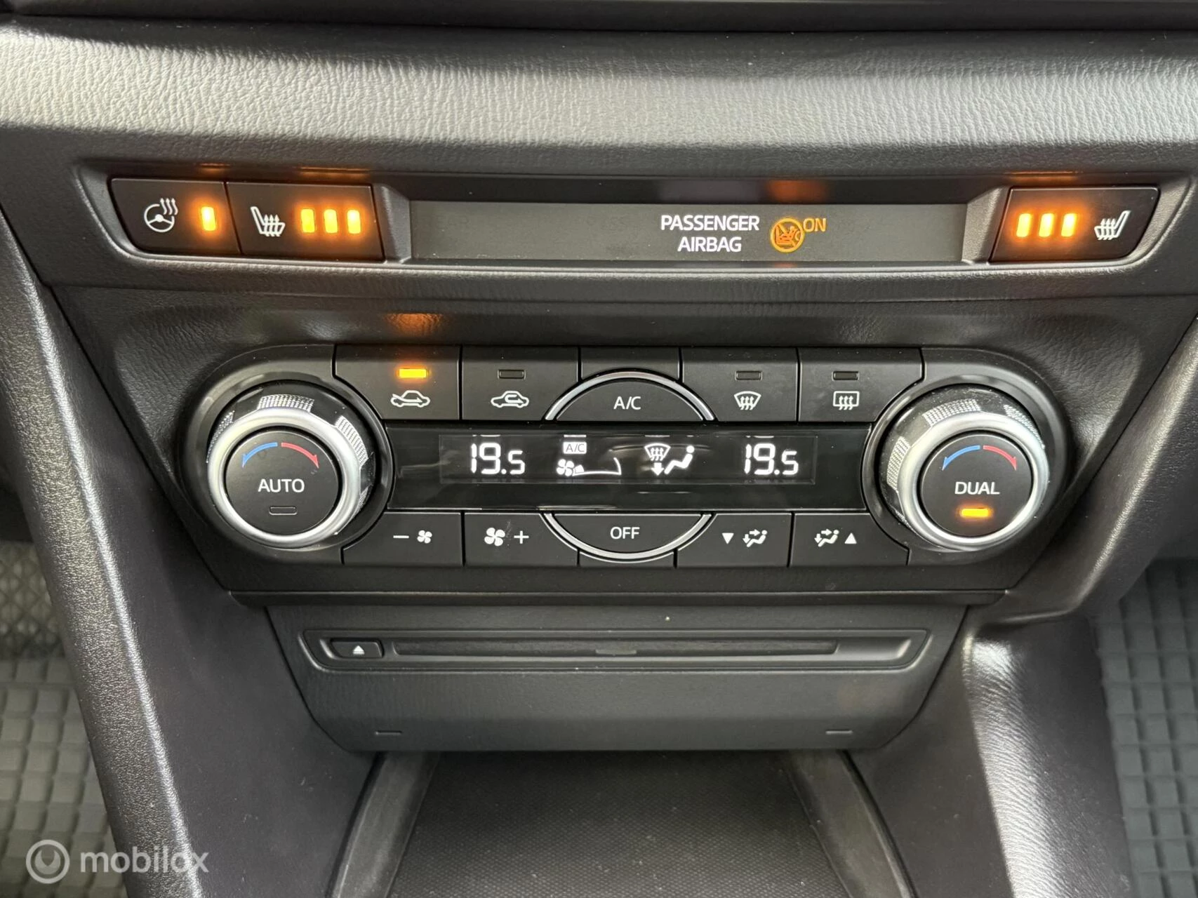 Hoofdafbeelding Mazda 3