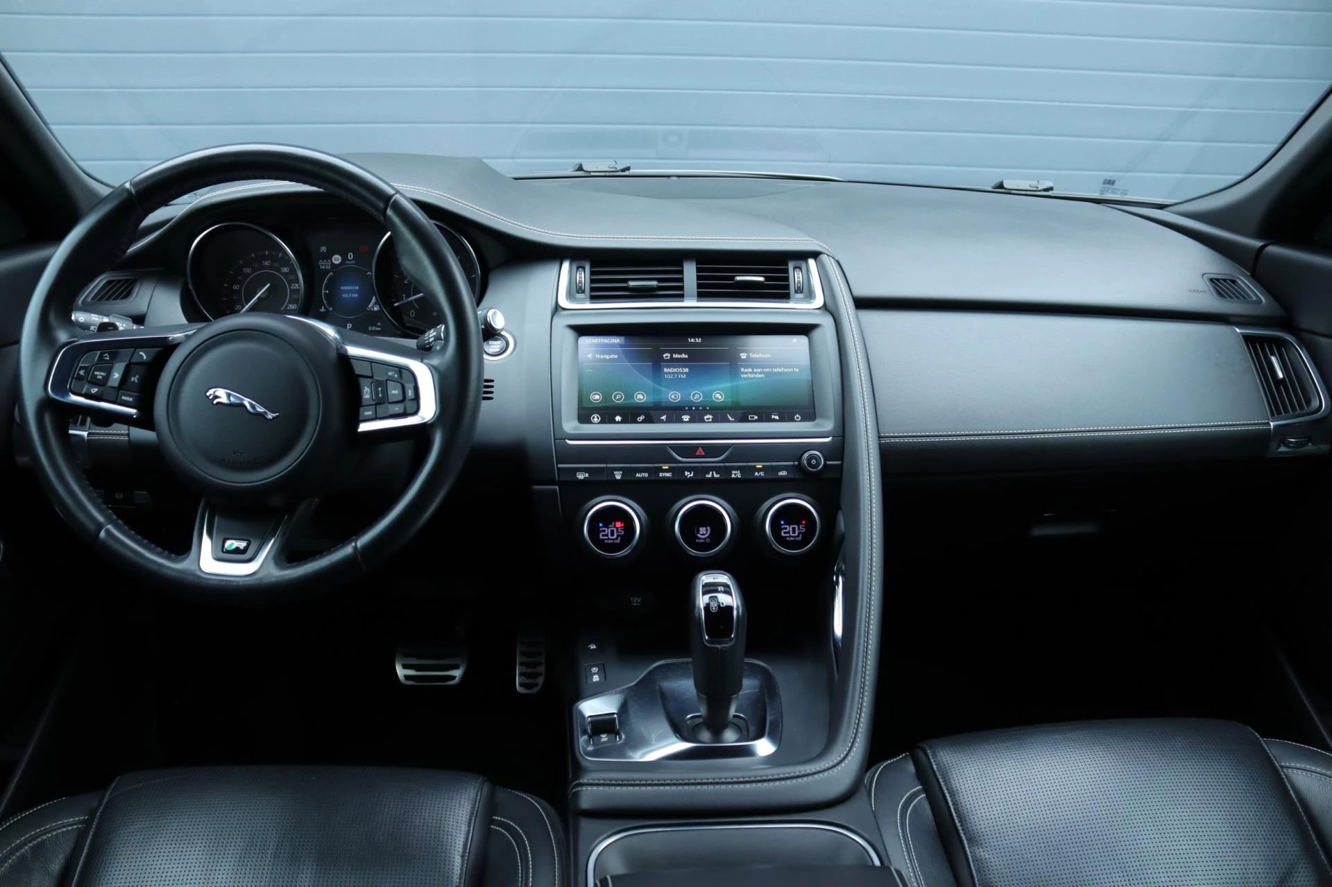 Hoofdafbeelding Jaguar E-PACE