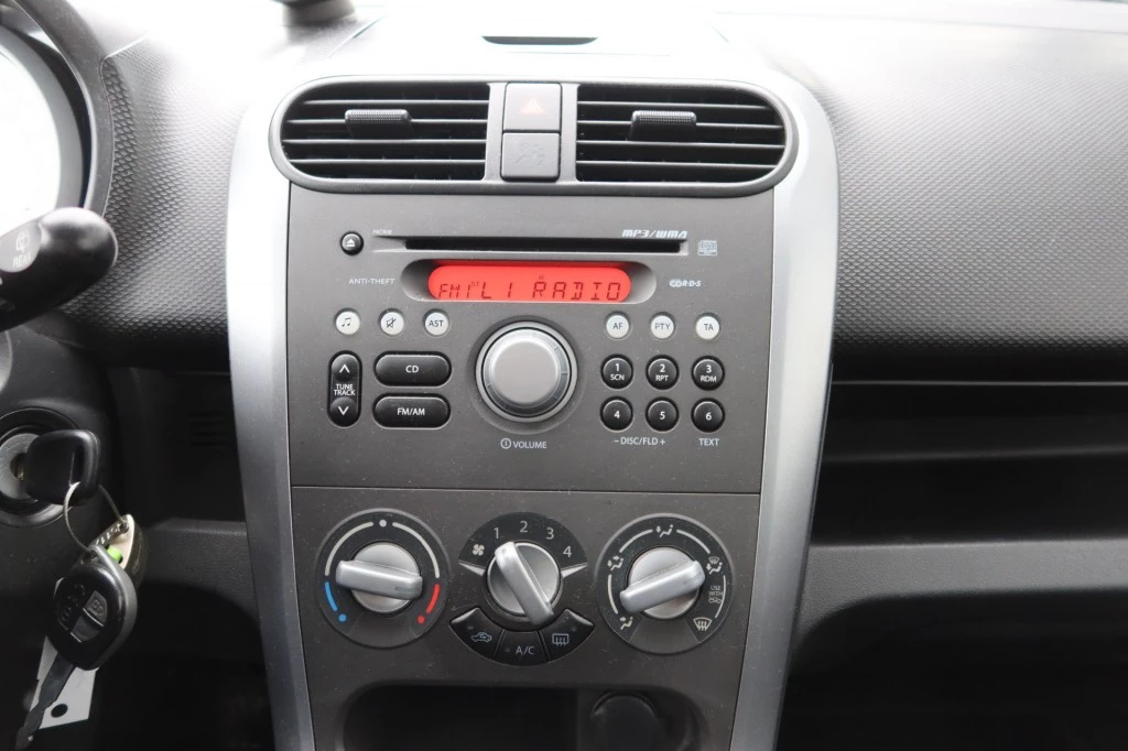 Hoofdafbeelding Opel Agila