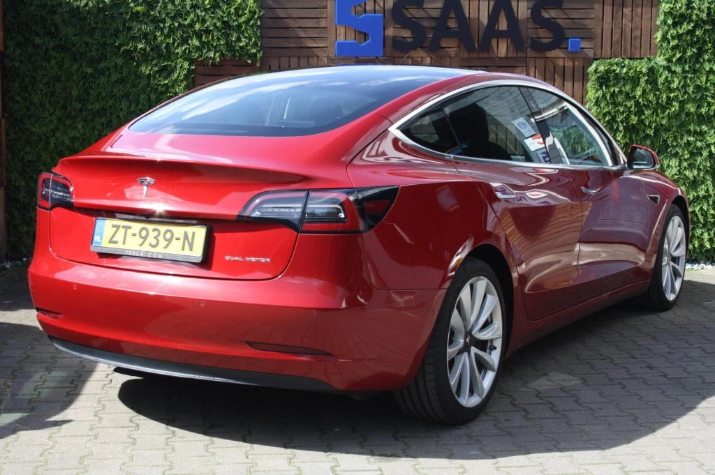 Hoofdafbeelding Tesla Model 3