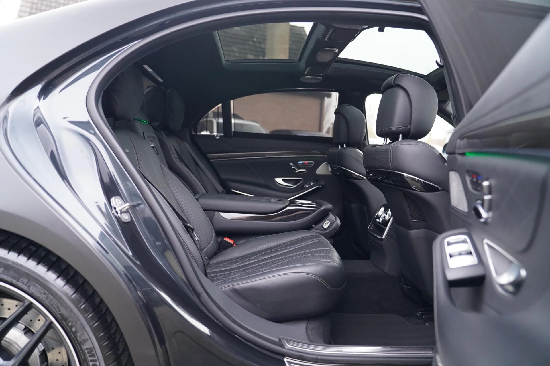 Hoofdafbeelding Mercedes-Benz S-Klasse