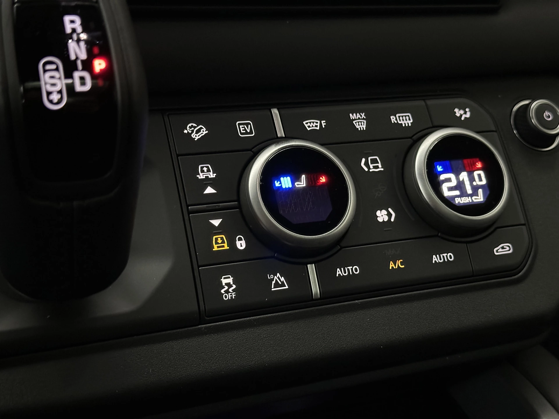 Hoofdafbeelding Land Rover Defender