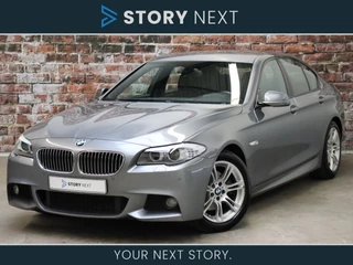 BMW 5 Serie Sedan 520i Executive M Sport Pakket Automaat / Navigatie / Sportstoelen / Parkeersensoren voor+achter / Airconditioning, automatisch / 18 Inch / Xenon / Bluetooth / Cruise Control / Neerklapbare Achterbank / Shadow Line