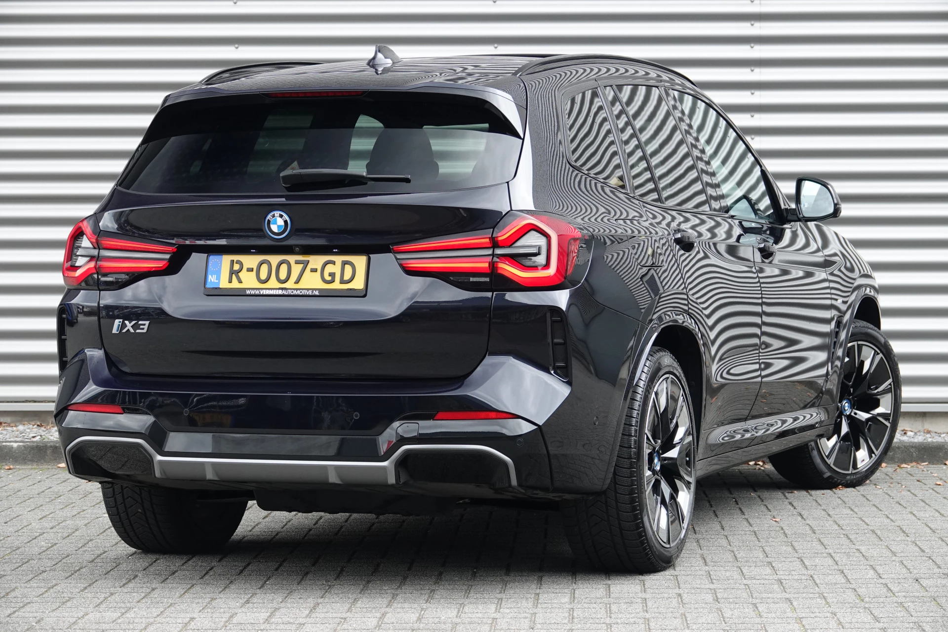 Hoofdafbeelding BMW iX3