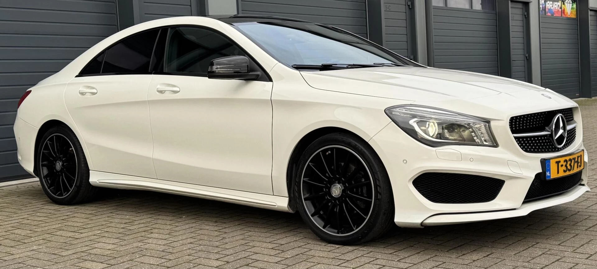Hoofdafbeelding Mercedes-Benz CLA