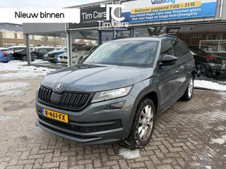 Skoda Kodiaq 1.5 TSI 4x4 Sportline Automaat | Trekhaak uitklapbaar | Grootscherm navigatiesysteem | LED verlichting | Canton HiFi | Sfeerverlichting | Elektrisch verstelbare voorstoelen | 360° camera | Parkeersensoren voor en achter