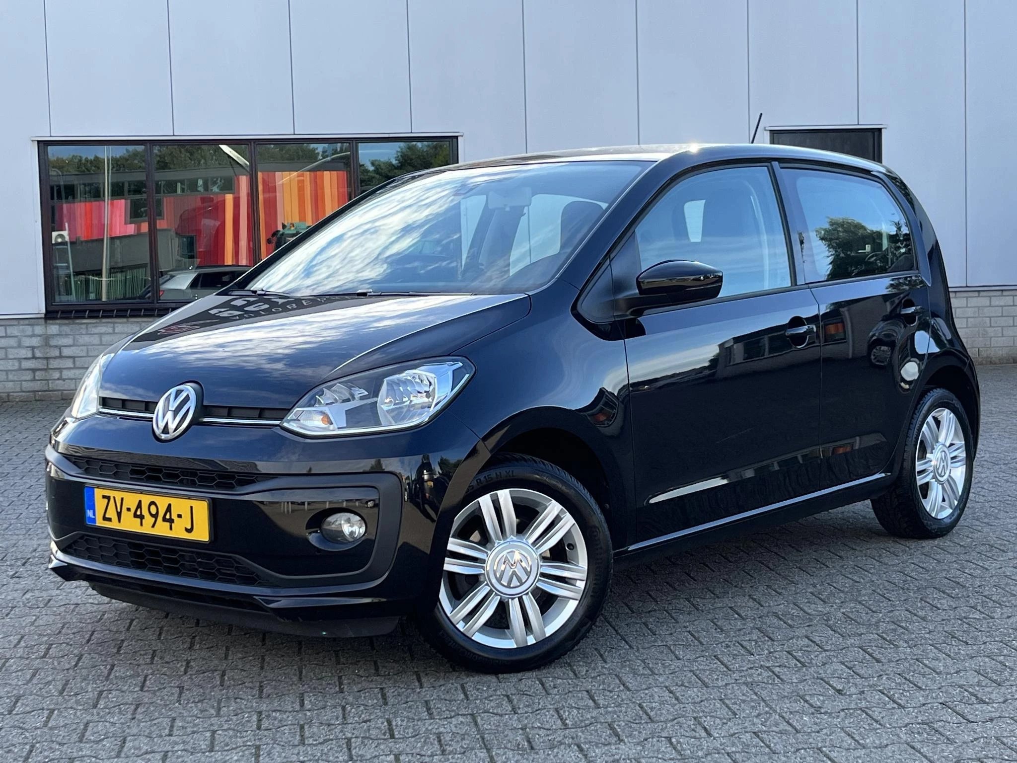 Hoofdafbeelding Volkswagen up!