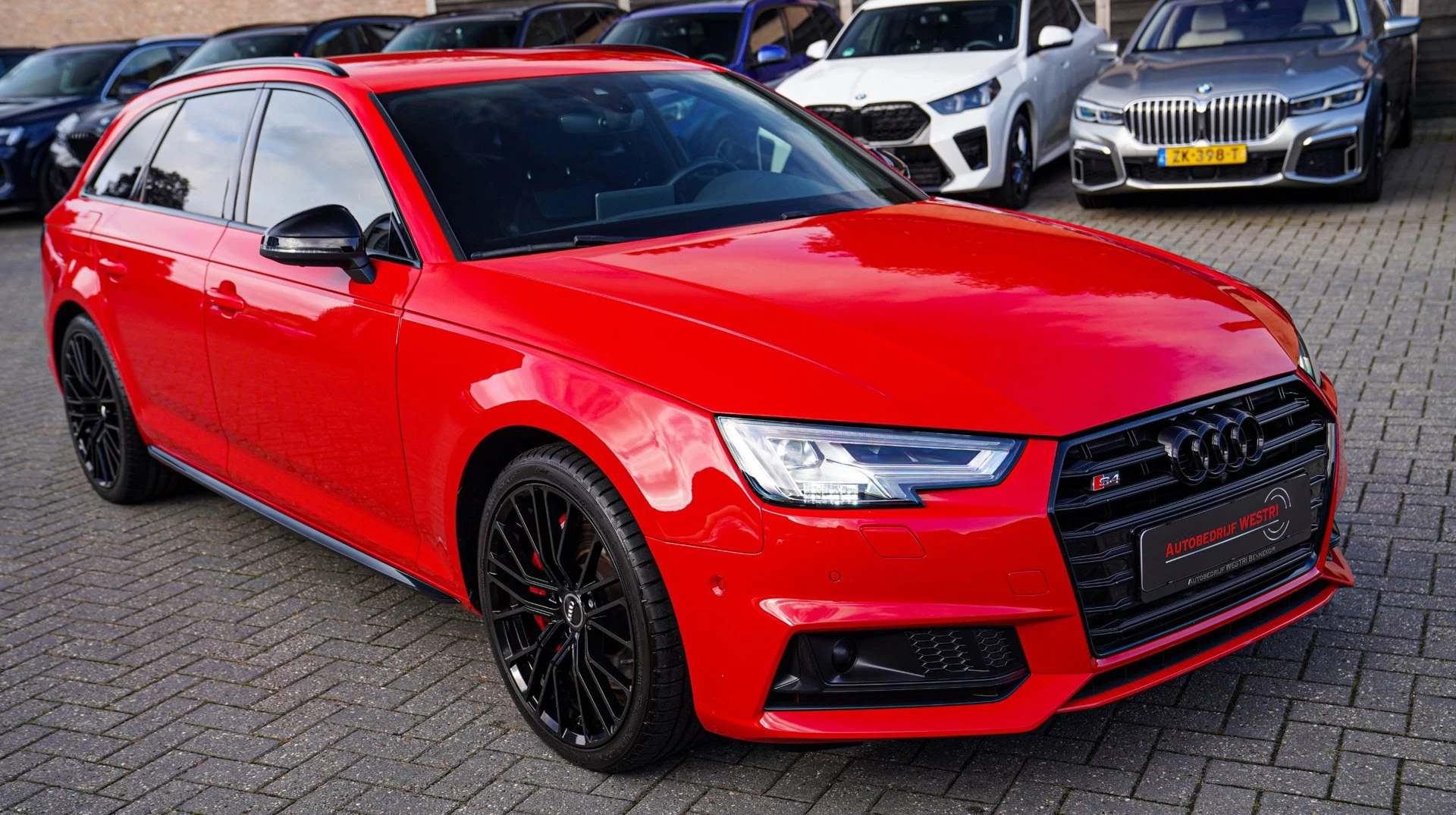 Hoofdafbeelding Audi S4