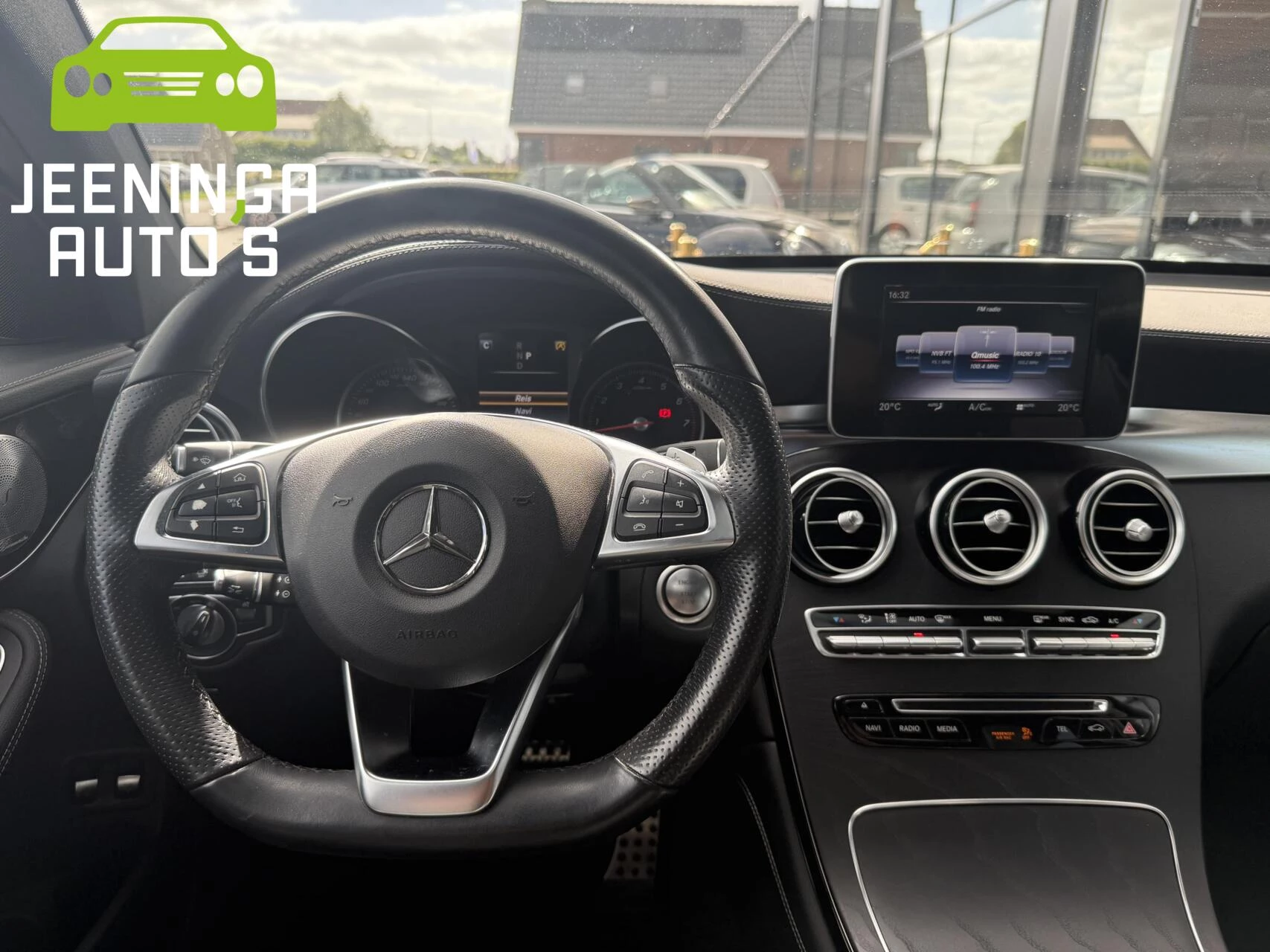 Hoofdafbeelding Mercedes-Benz GLC