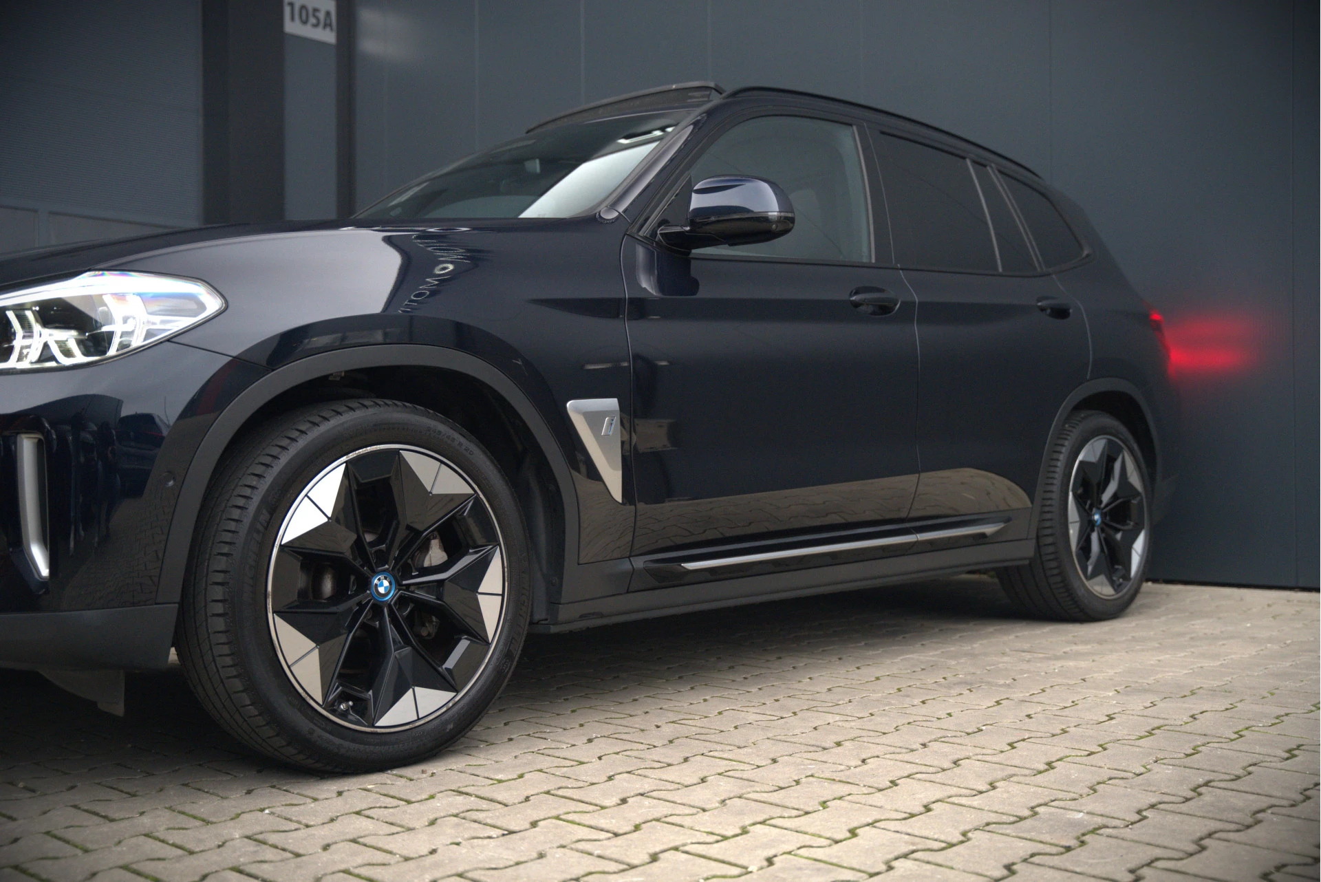 Hoofdafbeelding BMW iX3