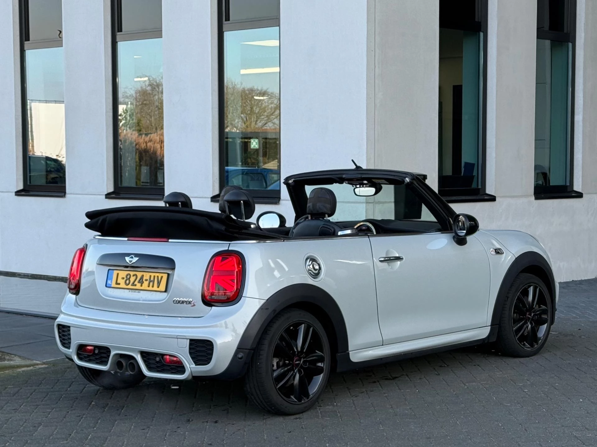 Hoofdafbeelding MINI Cooper S Cabrio