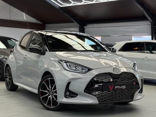 Toyota Yaris 1.5 Hybrid 130 GR SPORT HuD CarPlay Camera