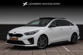 Kia ProCeed 1.4 T-GDI GT-PlusLine Automaat * Panoramadak * Stuur/Stoelverwarming * Camera