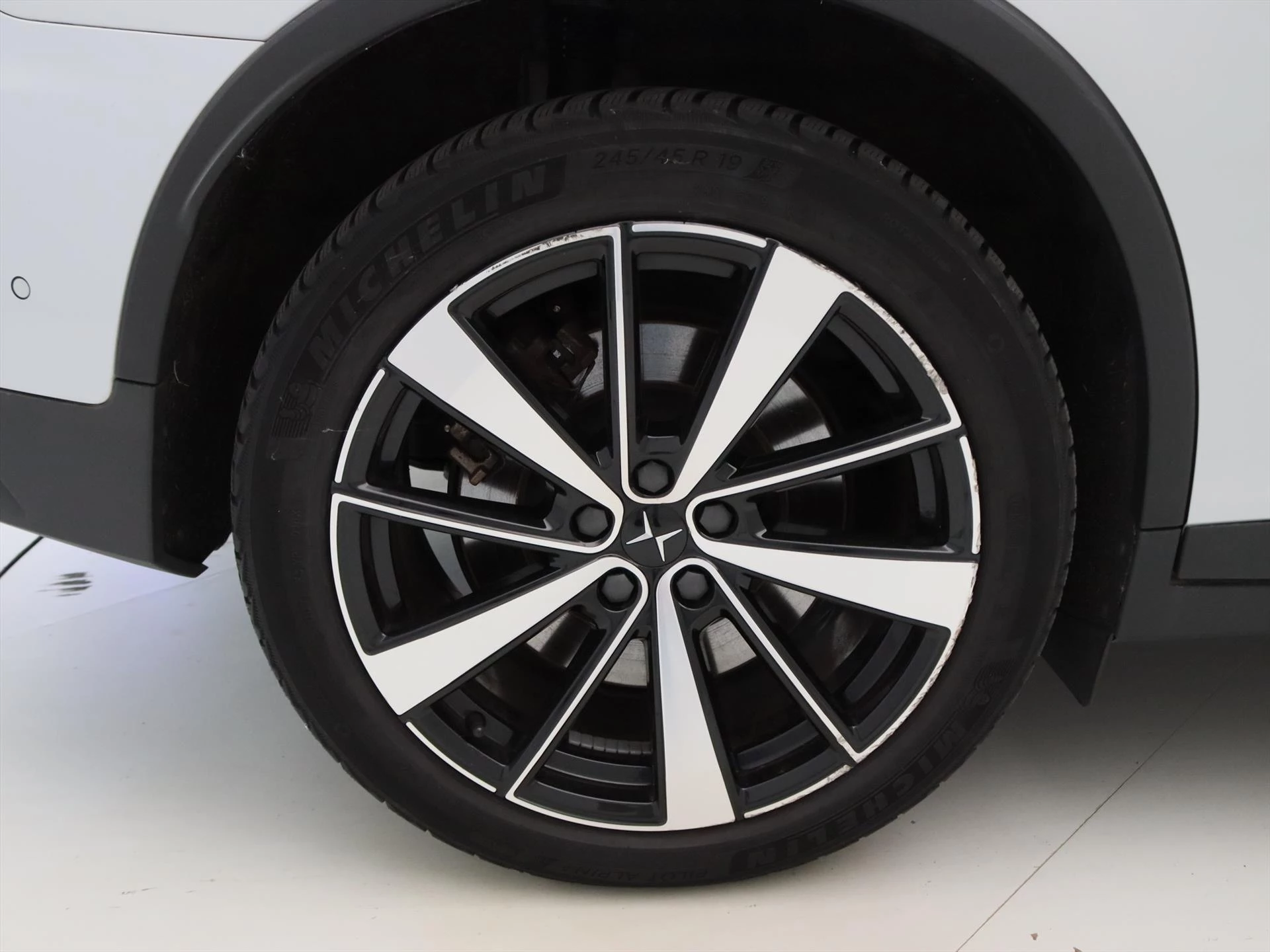 Hoofdafbeelding Polestar 2