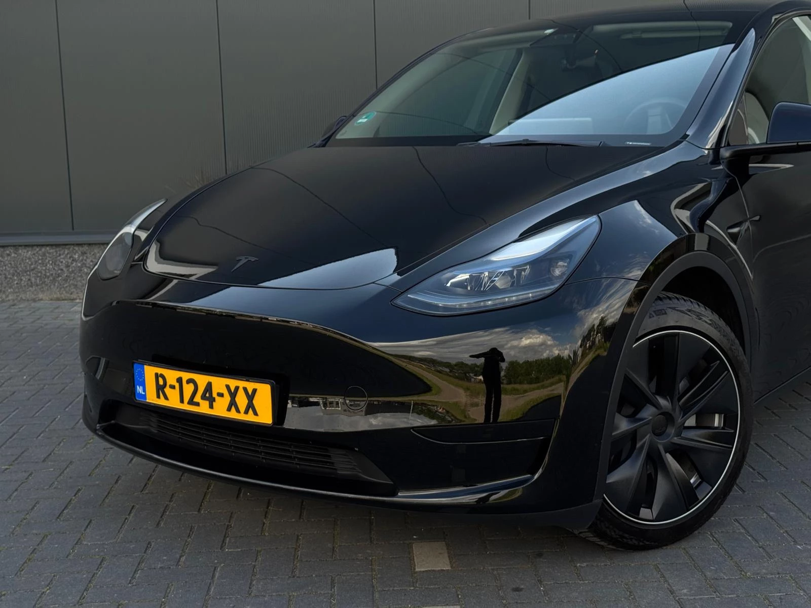Hoofdafbeelding Tesla Model Y