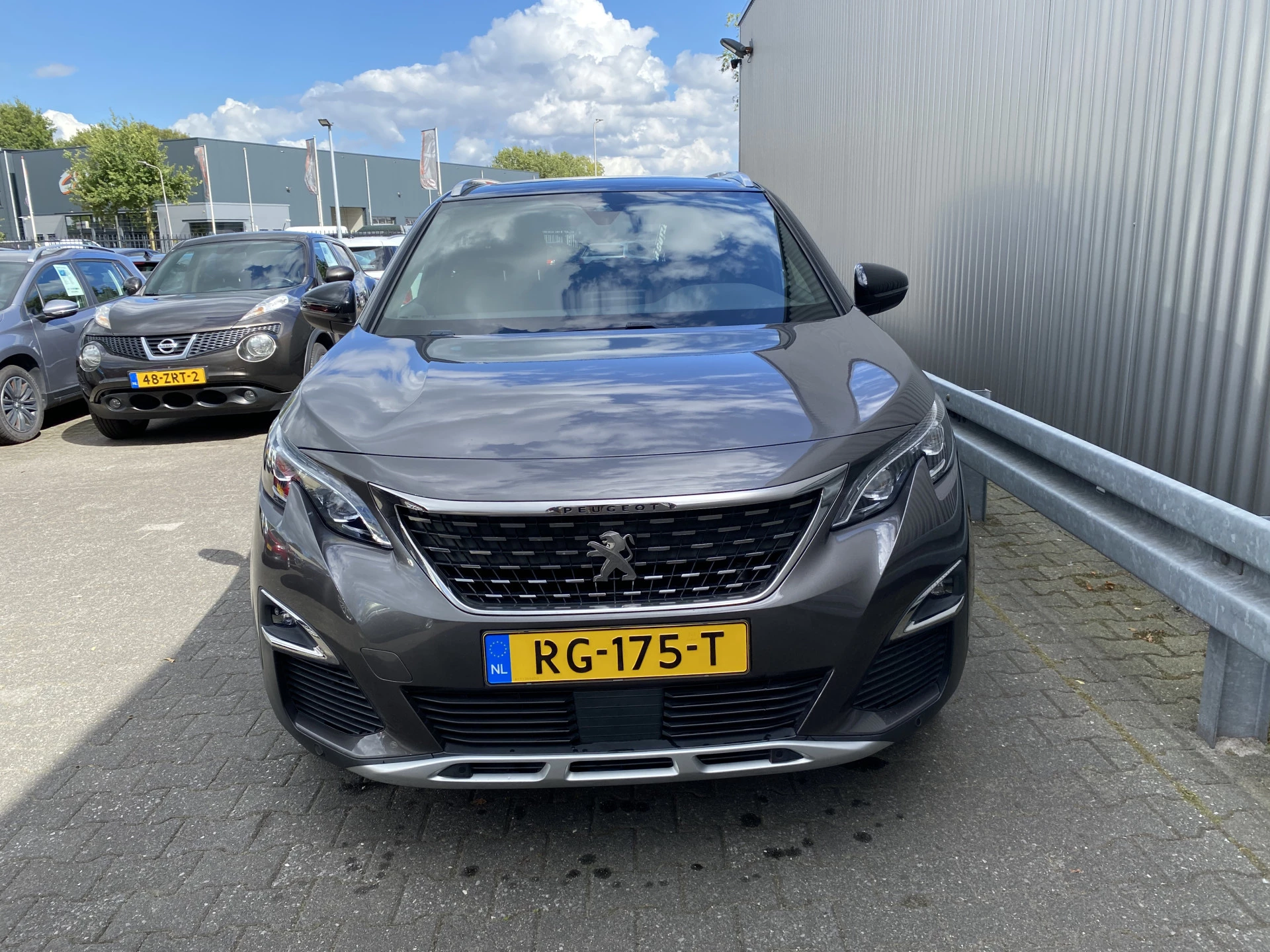 Hoofdafbeelding Peugeot 5008