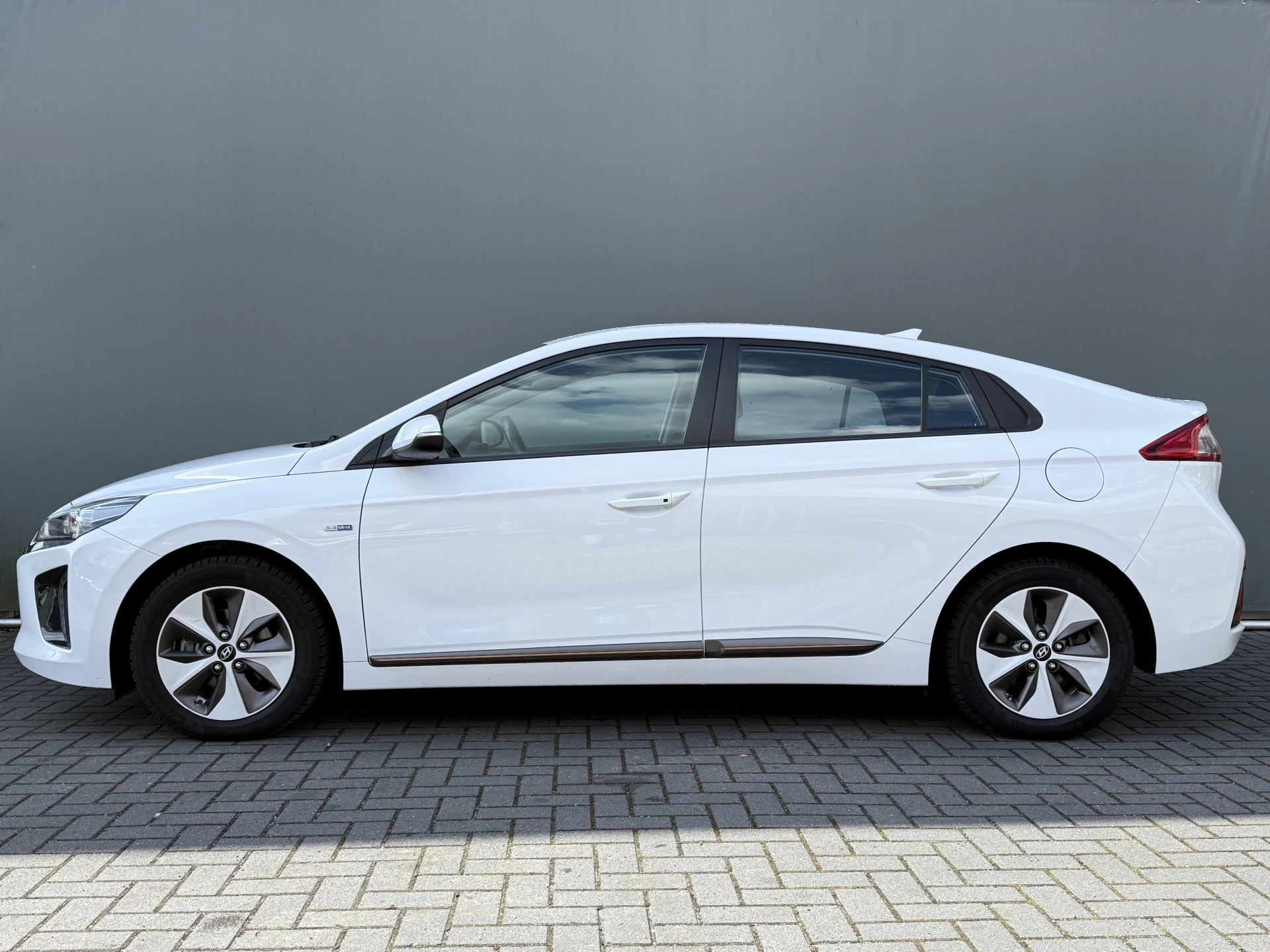Hoofdafbeelding Hyundai IONIQ
