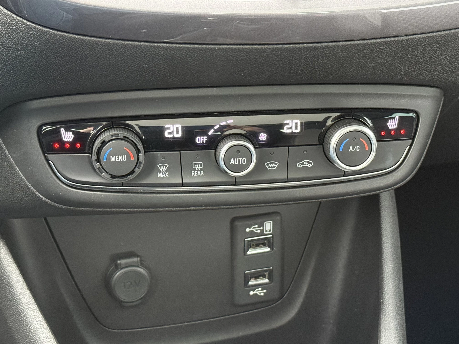 Hoofdafbeelding Opel Crossland X