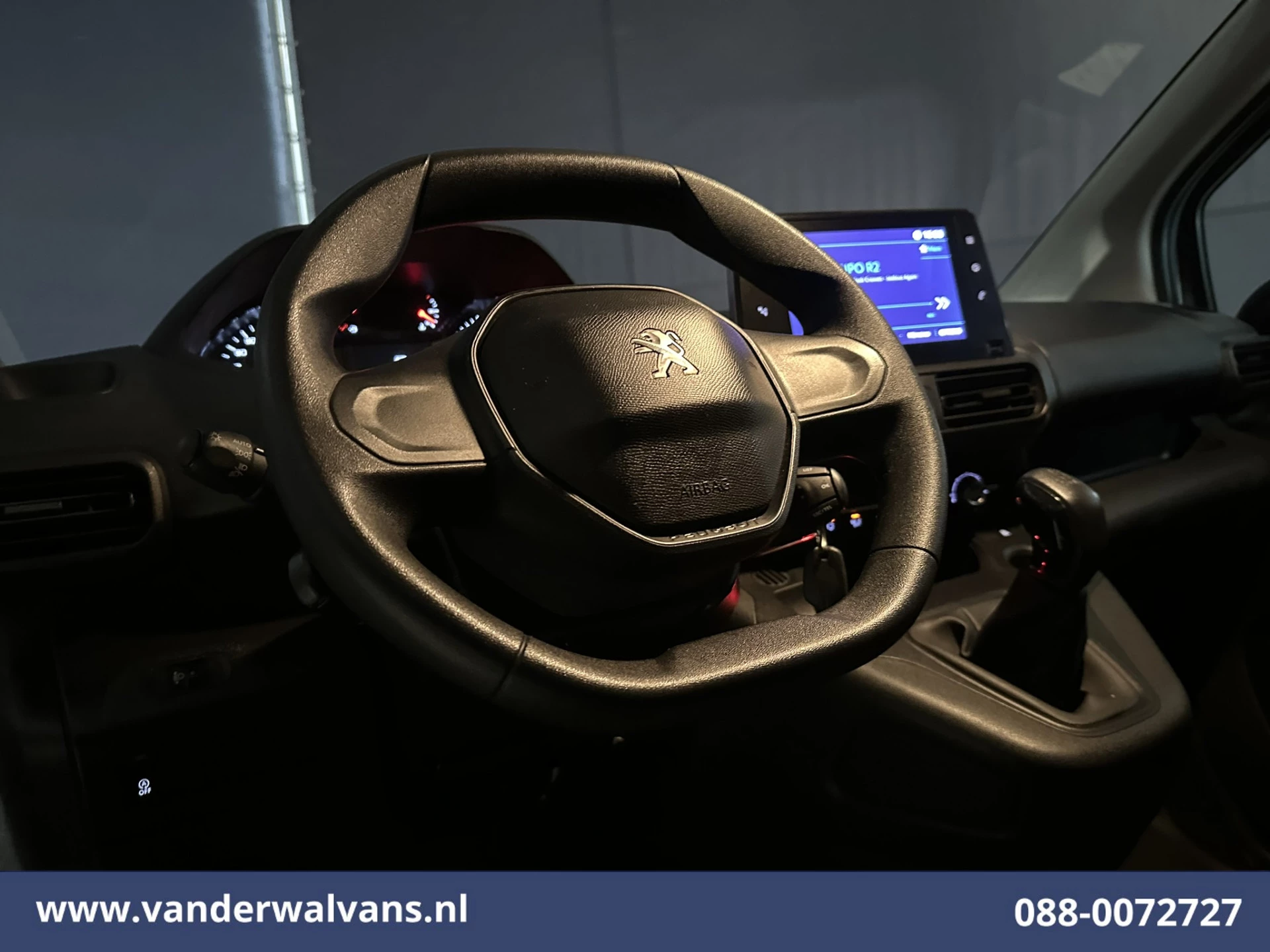 Hoofdafbeelding Peugeot Partner