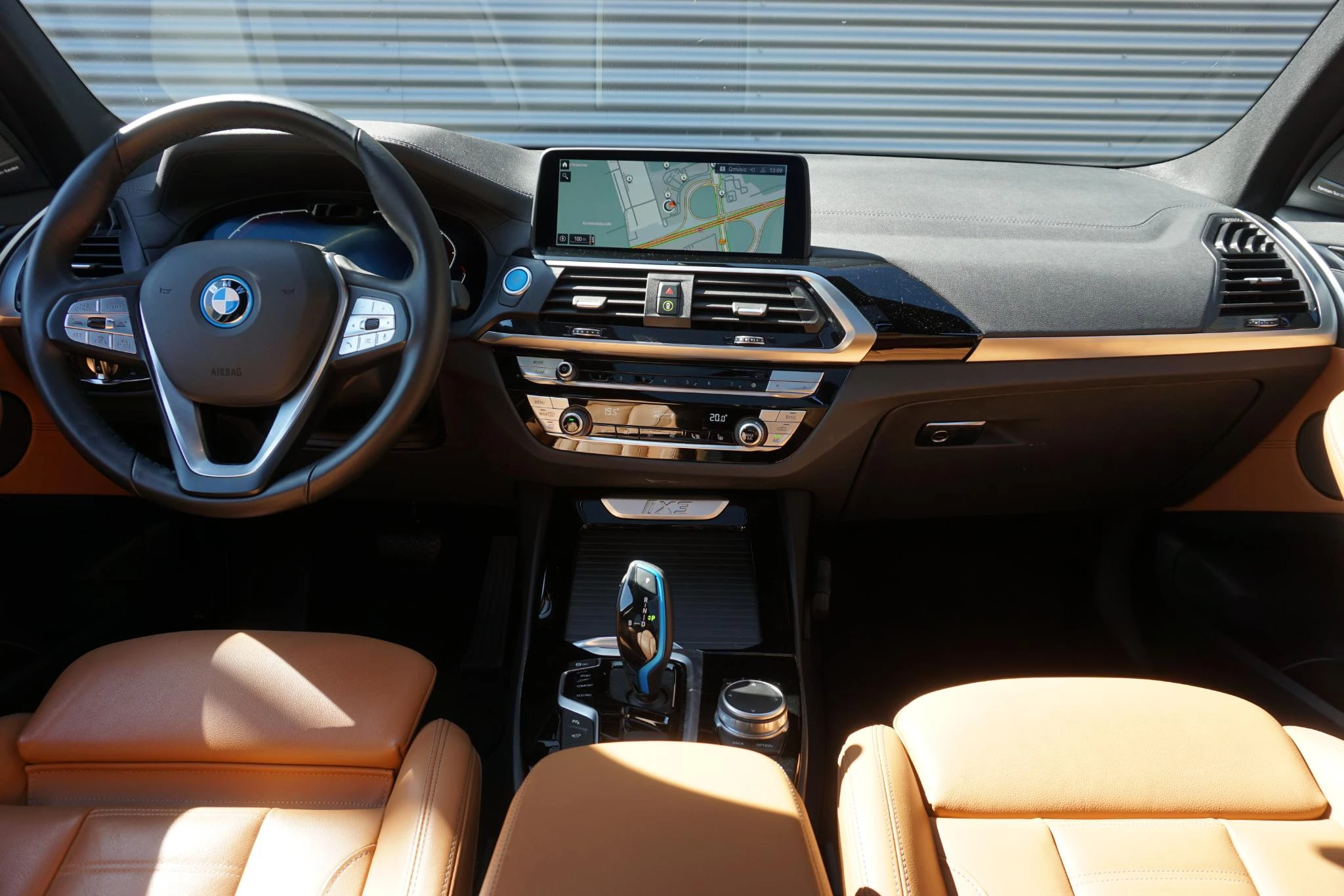 Hoofdafbeelding BMW iX3