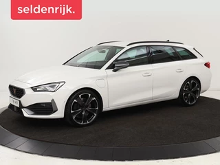 Hoofdafbeelding CUPRA Leon Cupra Leon 1.4 e-Hybrid VZ Business | Camera |  Stoel & Stuurverwarming | Adaptive cruise | Carplay | Elektrische achterklep | Trekhaak