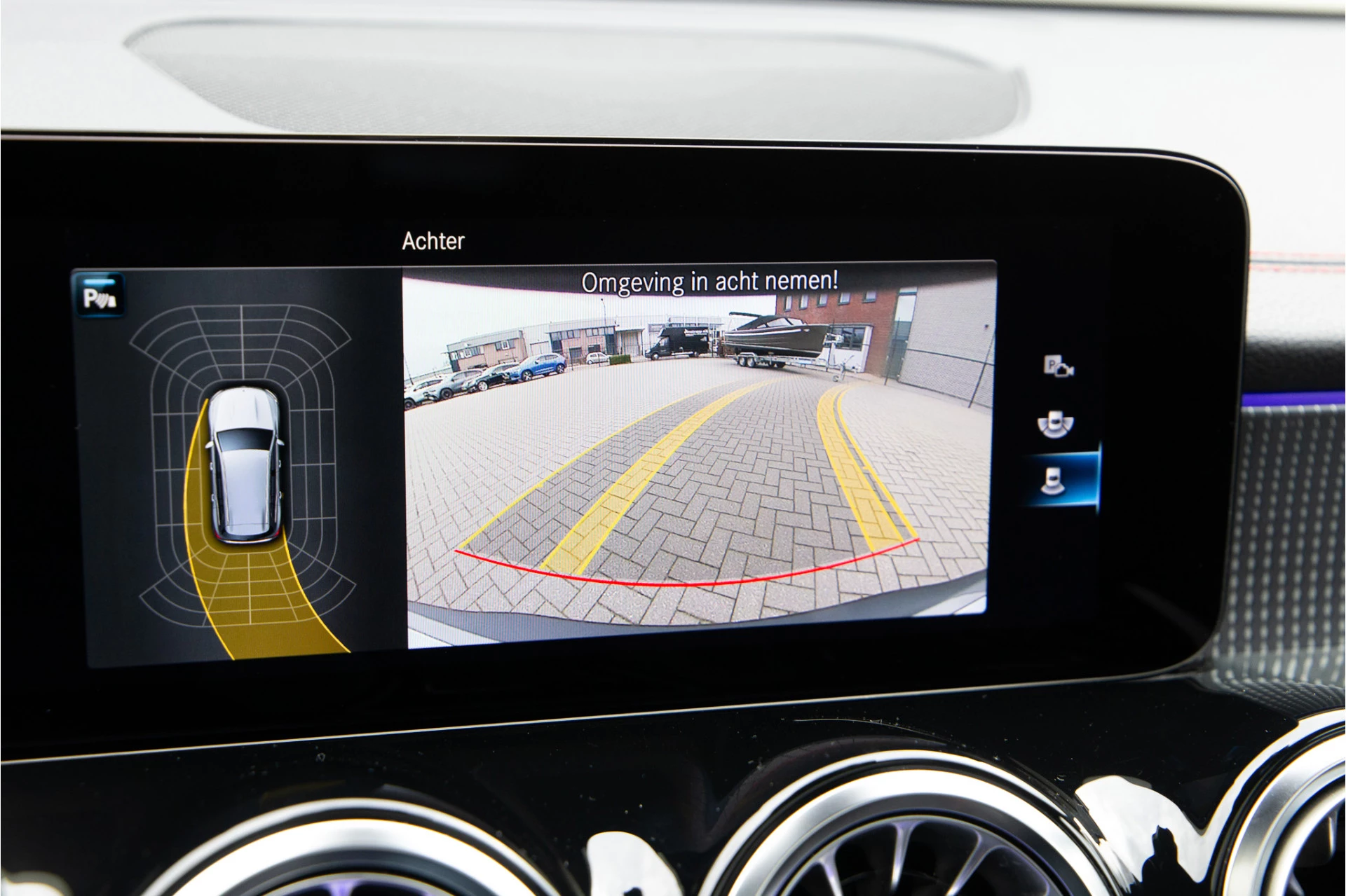 Hoofdafbeelding Mercedes-Benz EQB