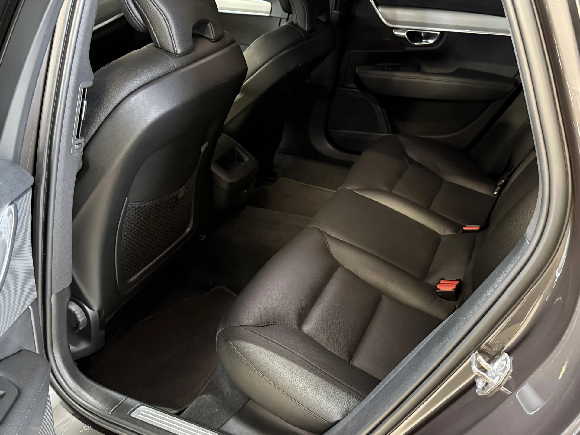 Hoofdafbeelding Volvo V90