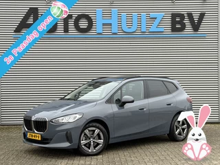 BMW 2 Serie Active Tourer 218i Trekhaak Panoramadak Stuurwielverwarming Stoelverwarming LED Achteruitrijcamera Keyless Entry Carplay
