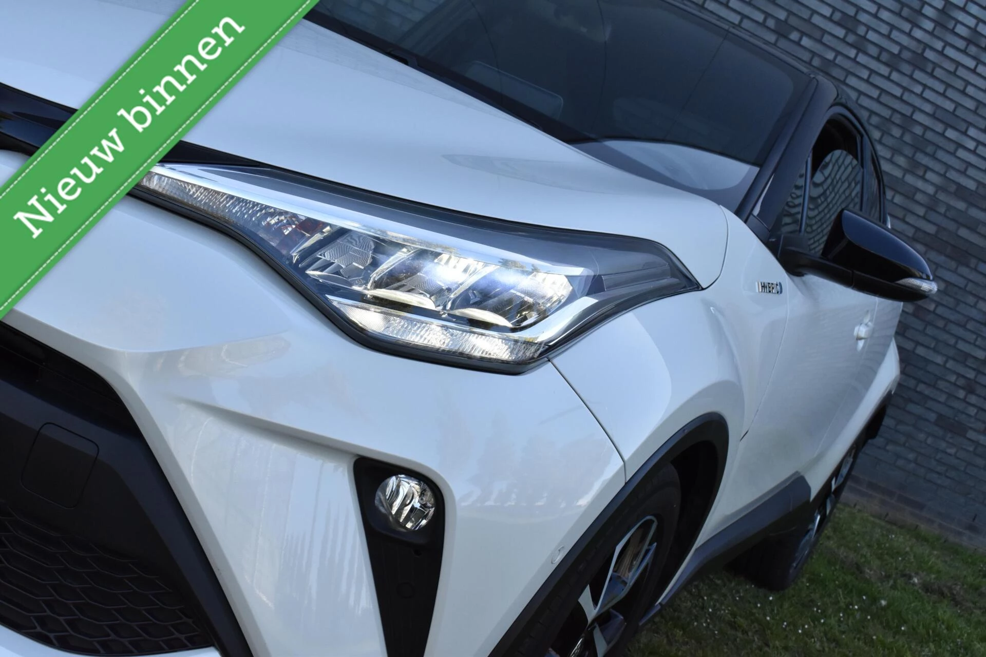 Hoofdafbeelding Toyota C-HR