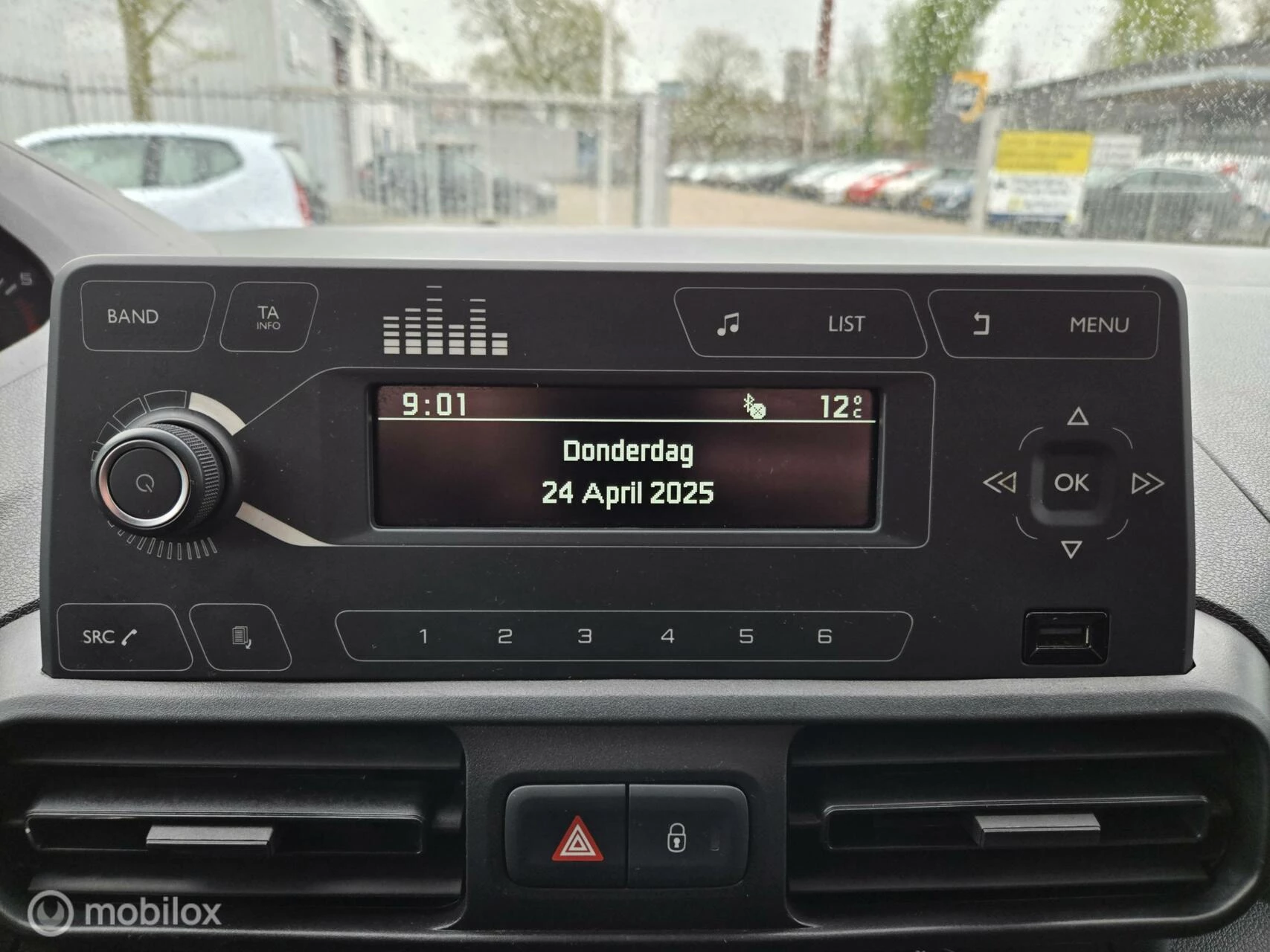 Hoofdafbeelding Peugeot Partner