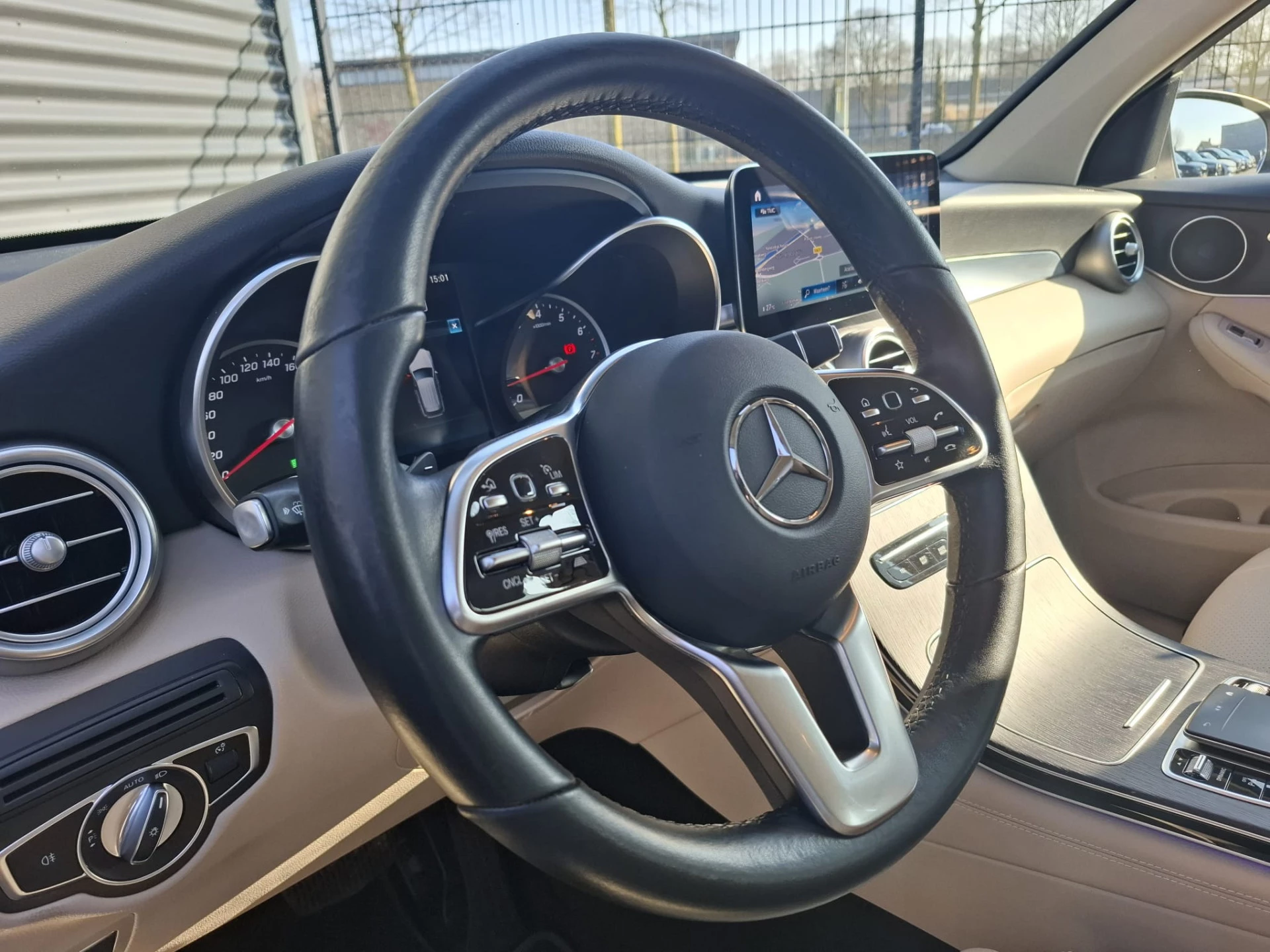 Hoofdafbeelding Mercedes-Benz GLC