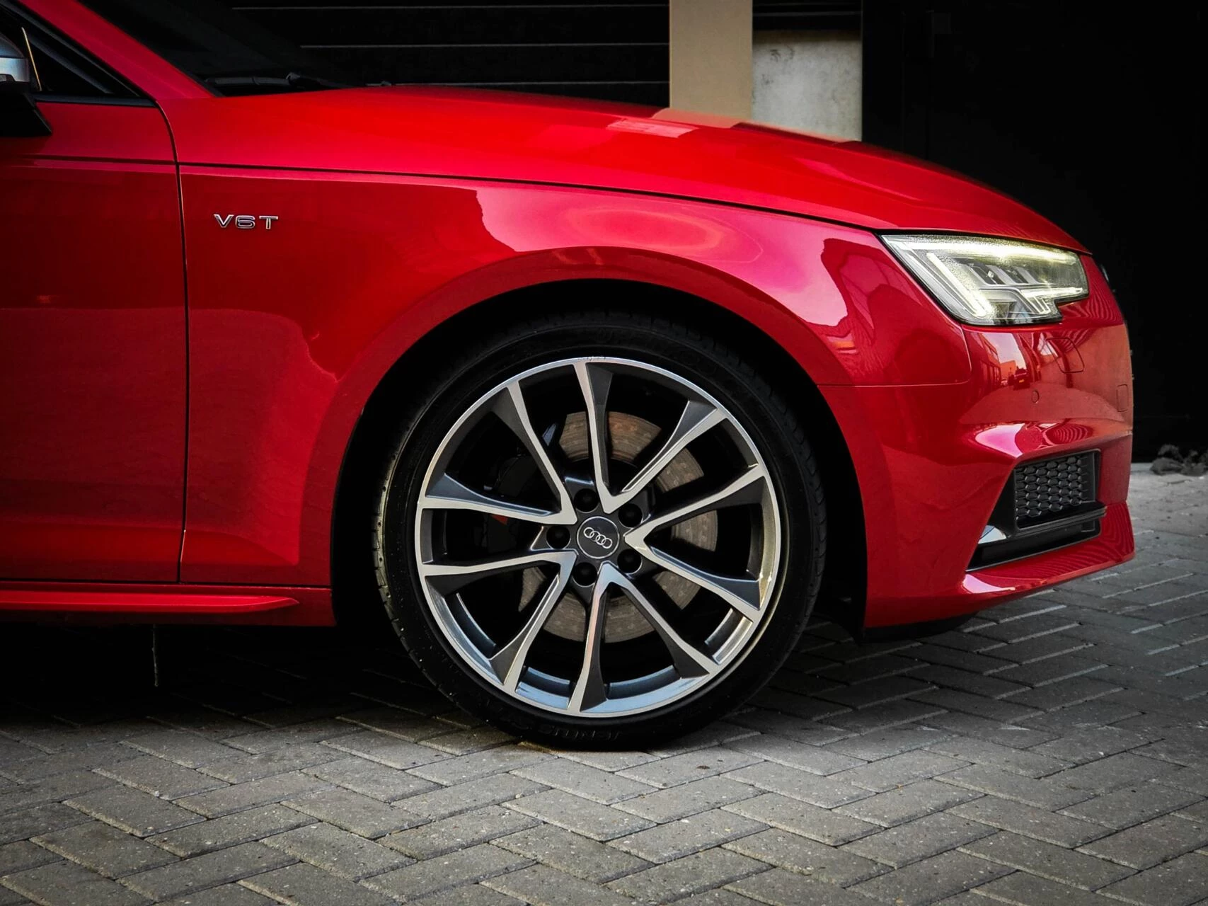 Hoofdafbeelding Audi S4