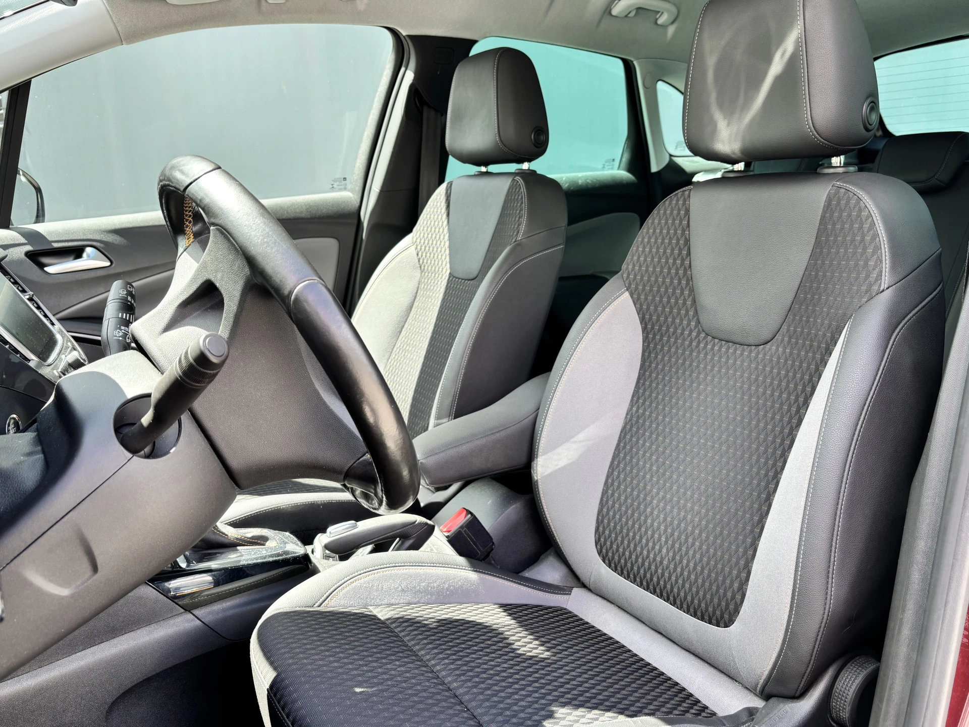 Hoofdafbeelding Opel Crossland X