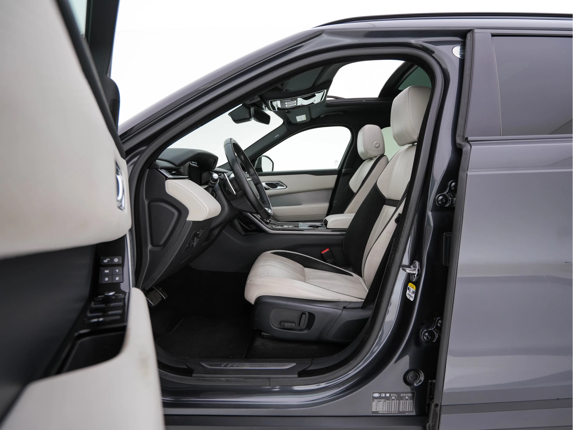 Hoofdafbeelding Land Rover Range Rover Velar