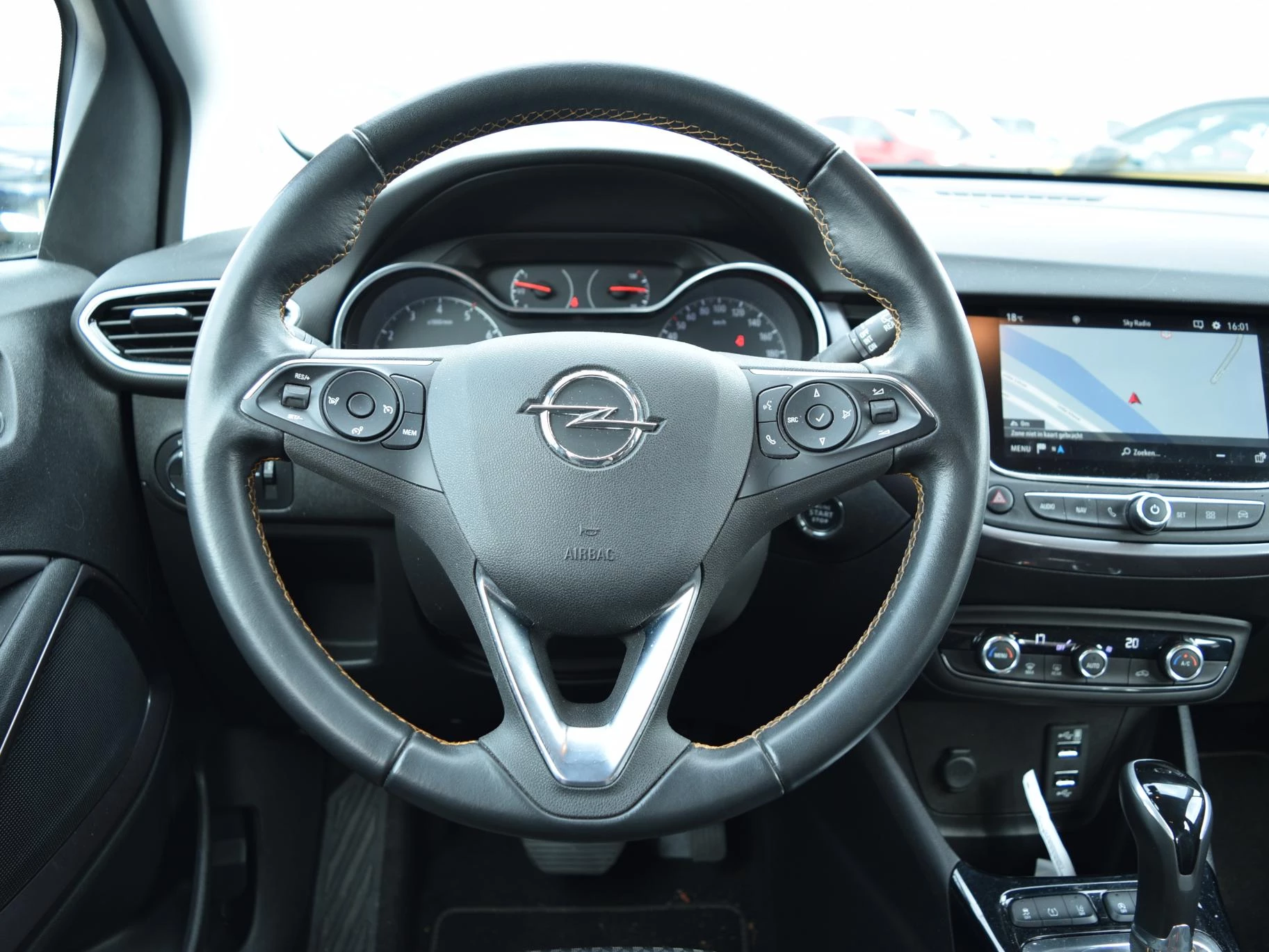 Hoofdafbeelding Opel Crossland X