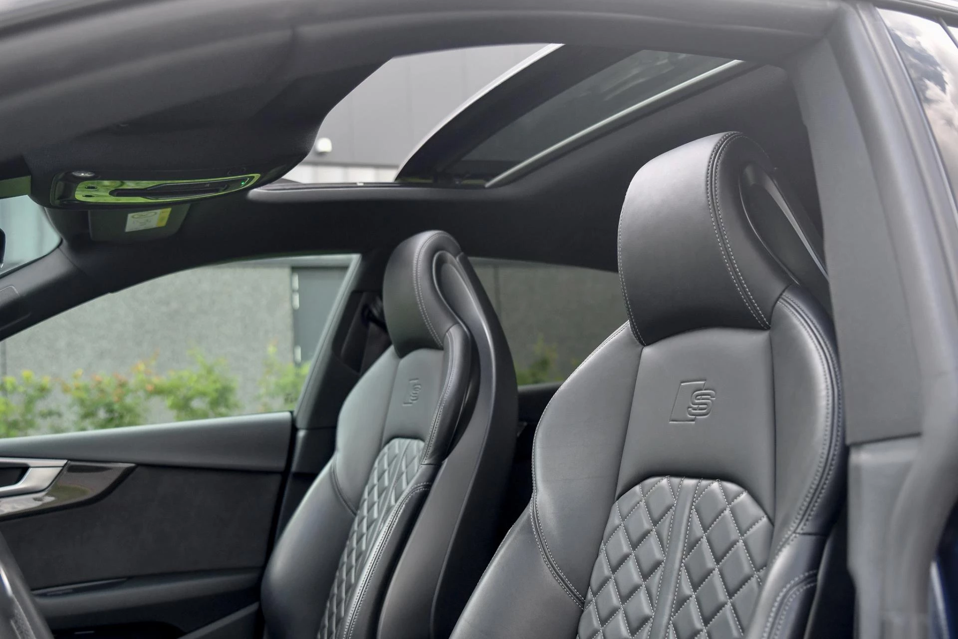 Hoofdafbeelding Audi S5