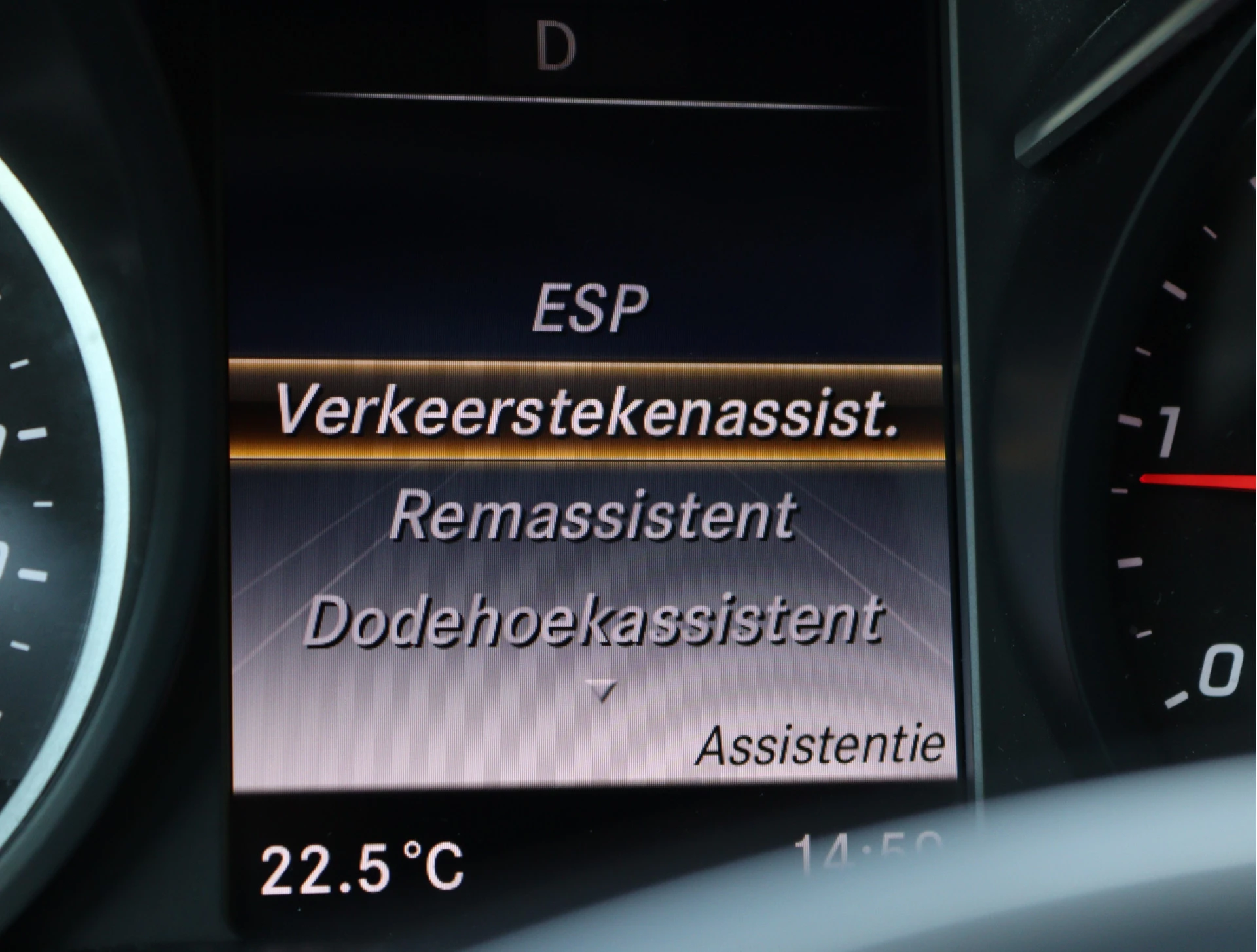 Hoofdafbeelding Mercedes-Benz Marco Polo