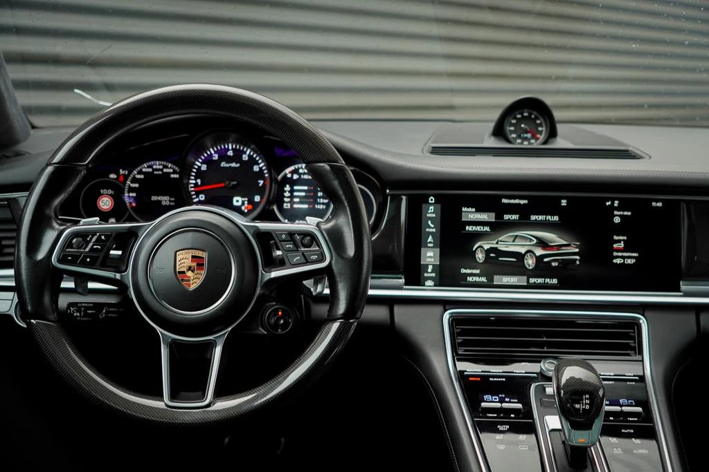 Hoofdafbeelding Porsche Panamera