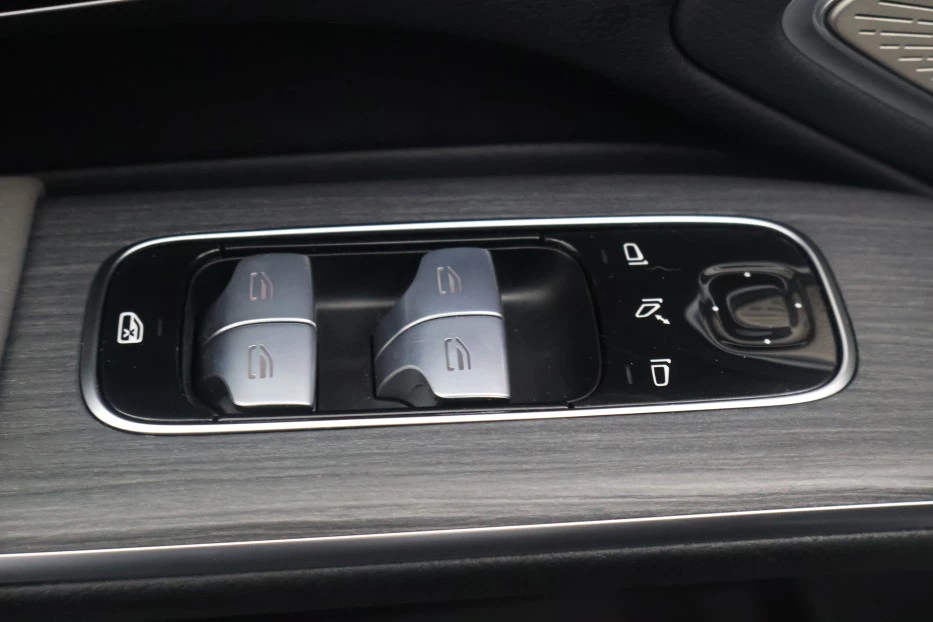 Hoofdafbeelding Mercedes-Benz EQS
