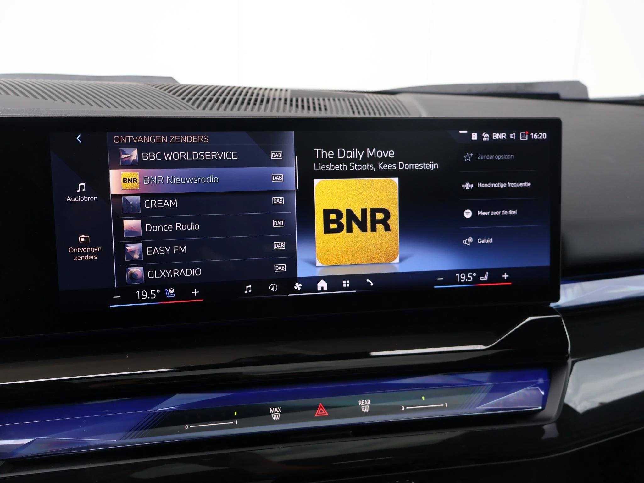 Hoofdafbeelding BMW i5