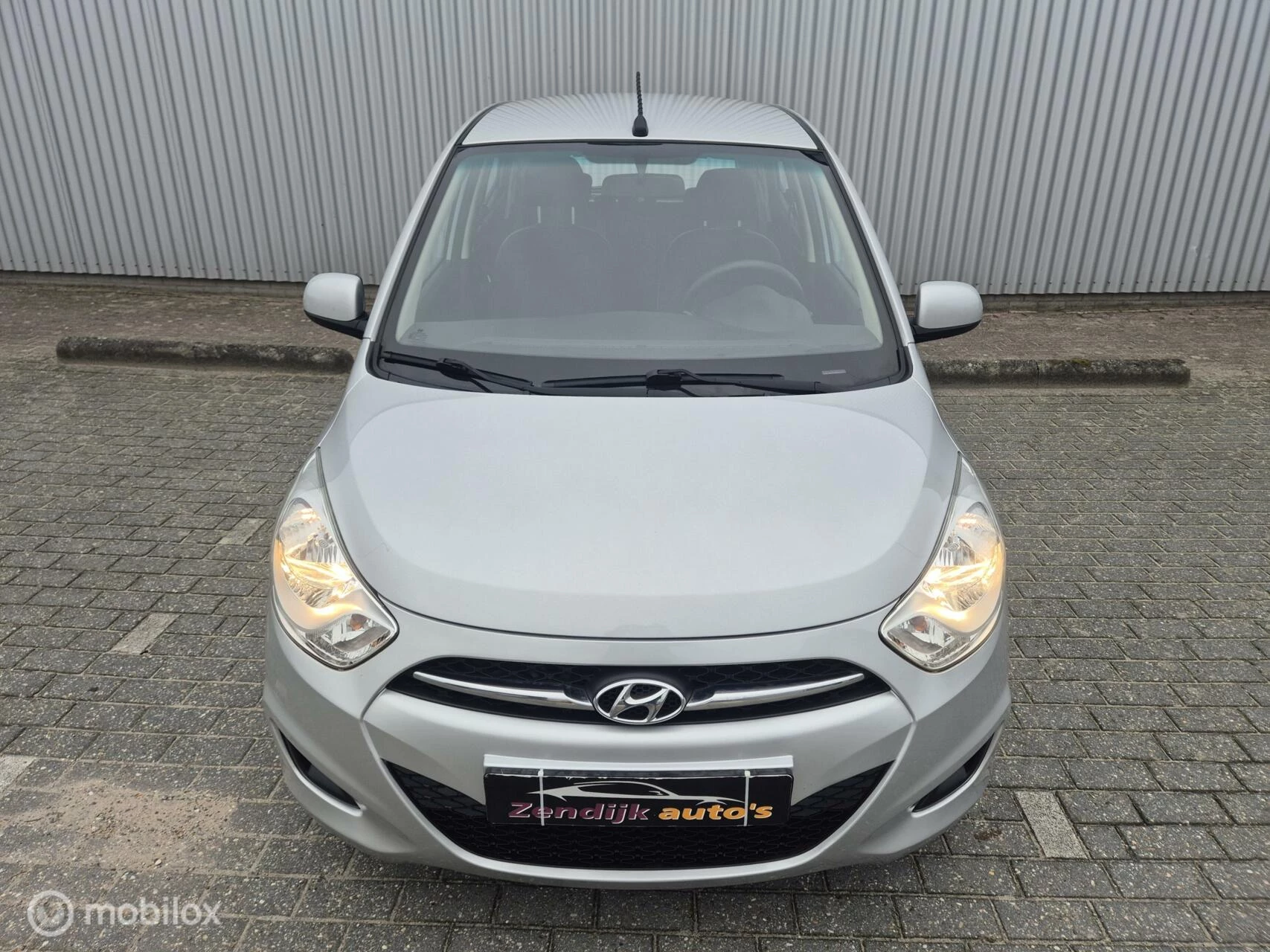 Hoofdafbeelding Hyundai i10